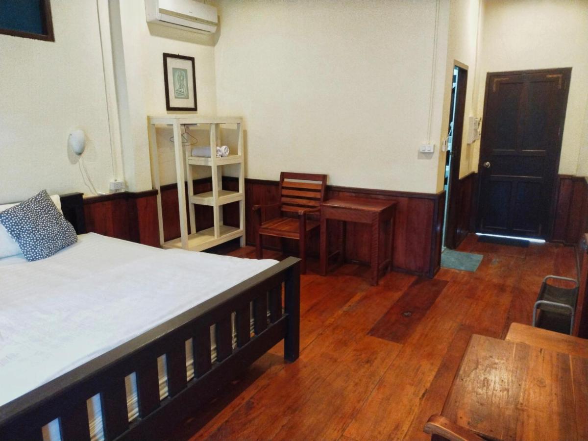 Pdv Guesthouse Muang Ngoi Εξωτερικό φωτογραφία